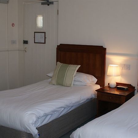 The Three Kings - Inn Bury St. Edmunds Εξωτερικό φωτογραφία
